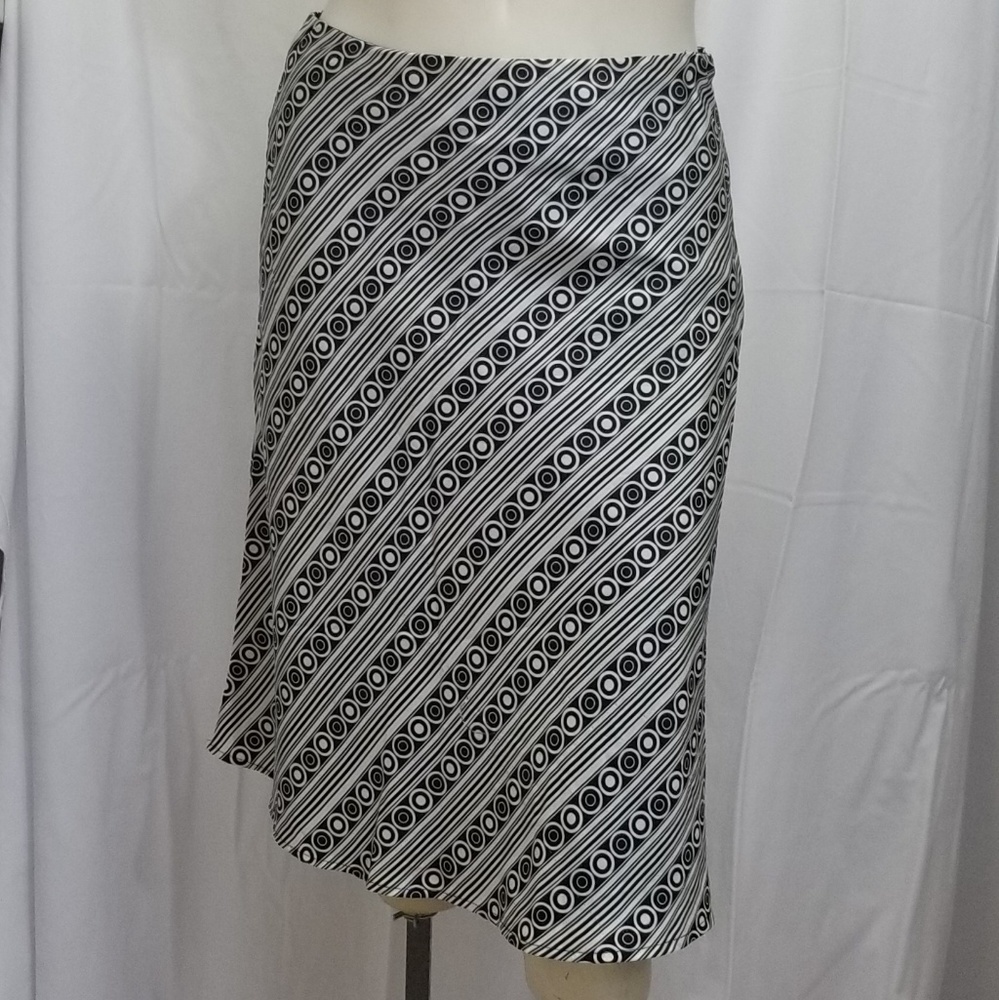 WHBM geometric print skirt